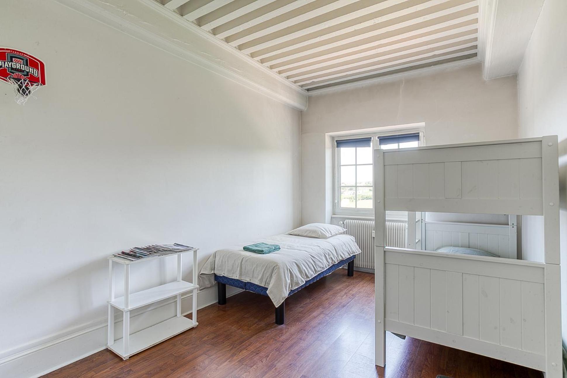Sejourner Au Chateau De La Roue Grand Appartement Lissieu Bagian luar foto