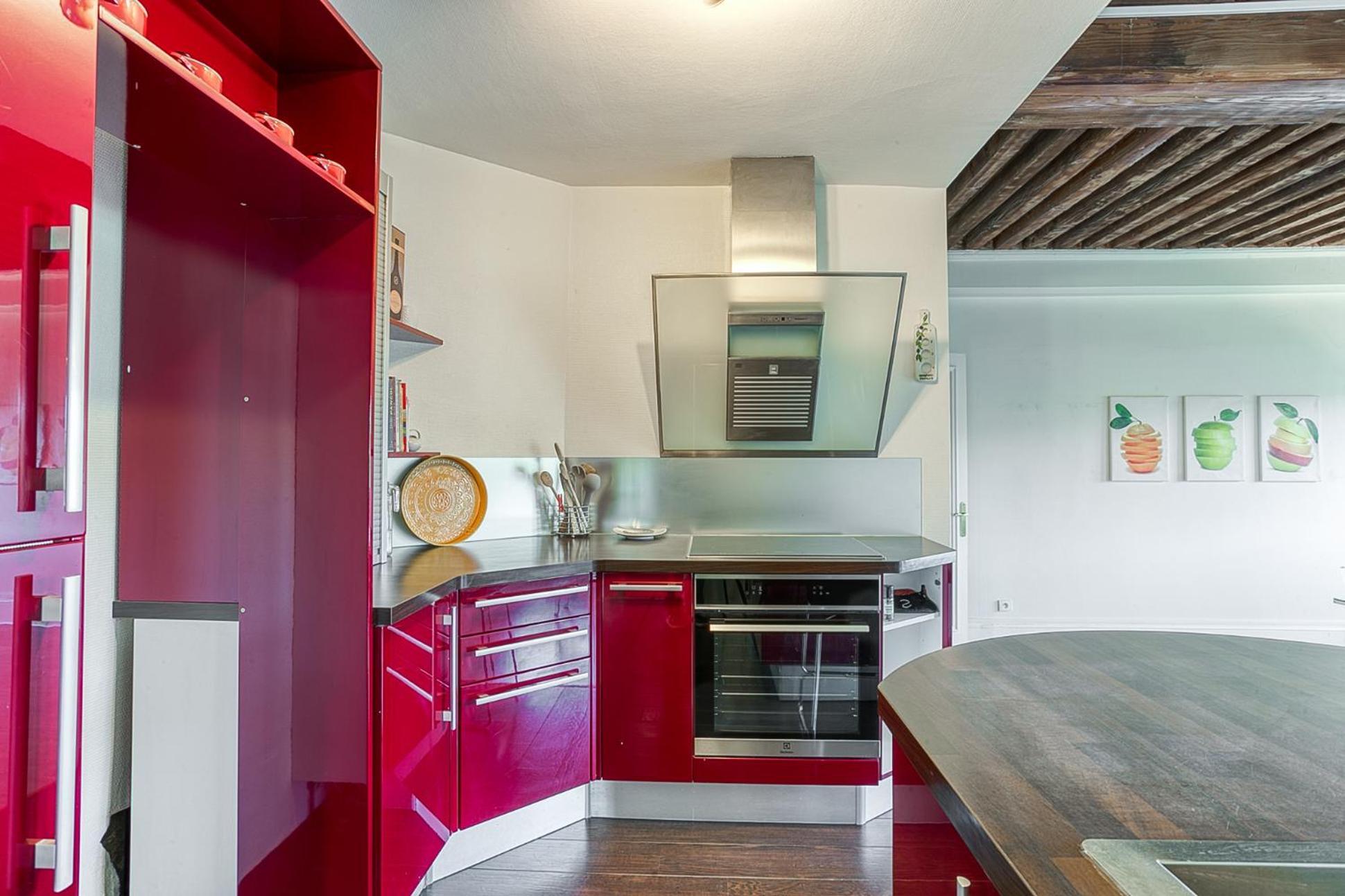 Sejourner Au Chateau De La Roue Grand Appartement Lissieu Bagian luar foto